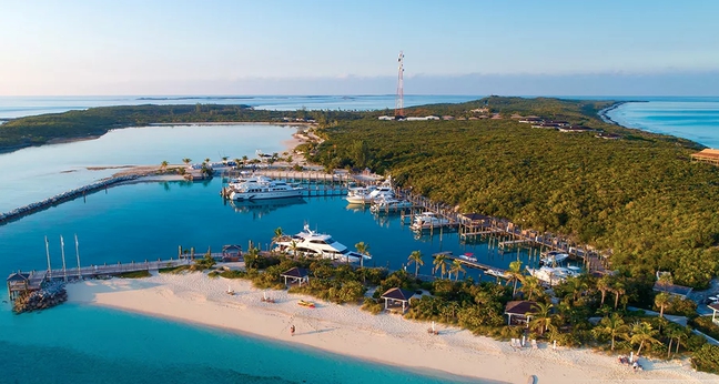 Bareboat Motor Yacht Bayliner 35 photo 5