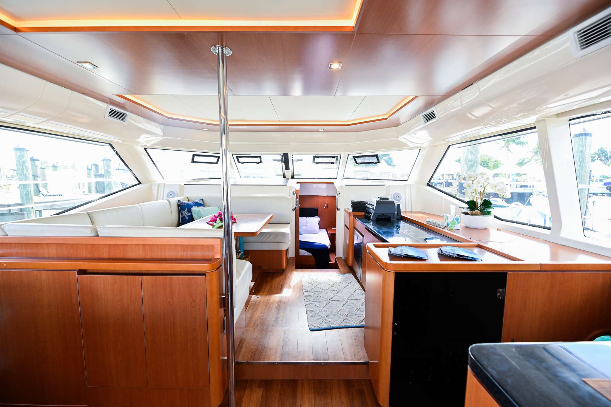 Luxury Crewed Catamaran BEACH BOOMER I photo 7