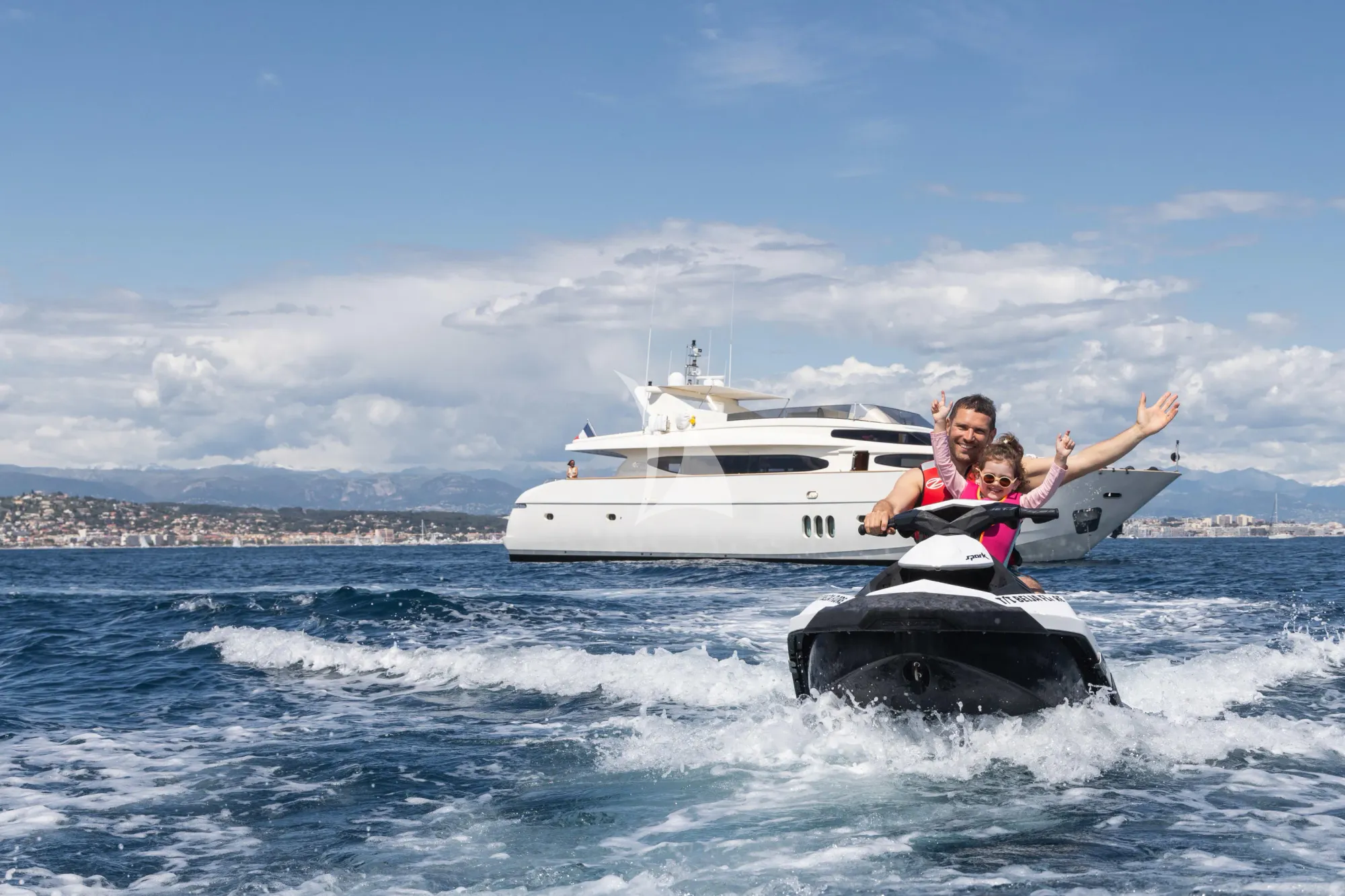 Crewed Motor Yacht BEIJA FLORE photo 7