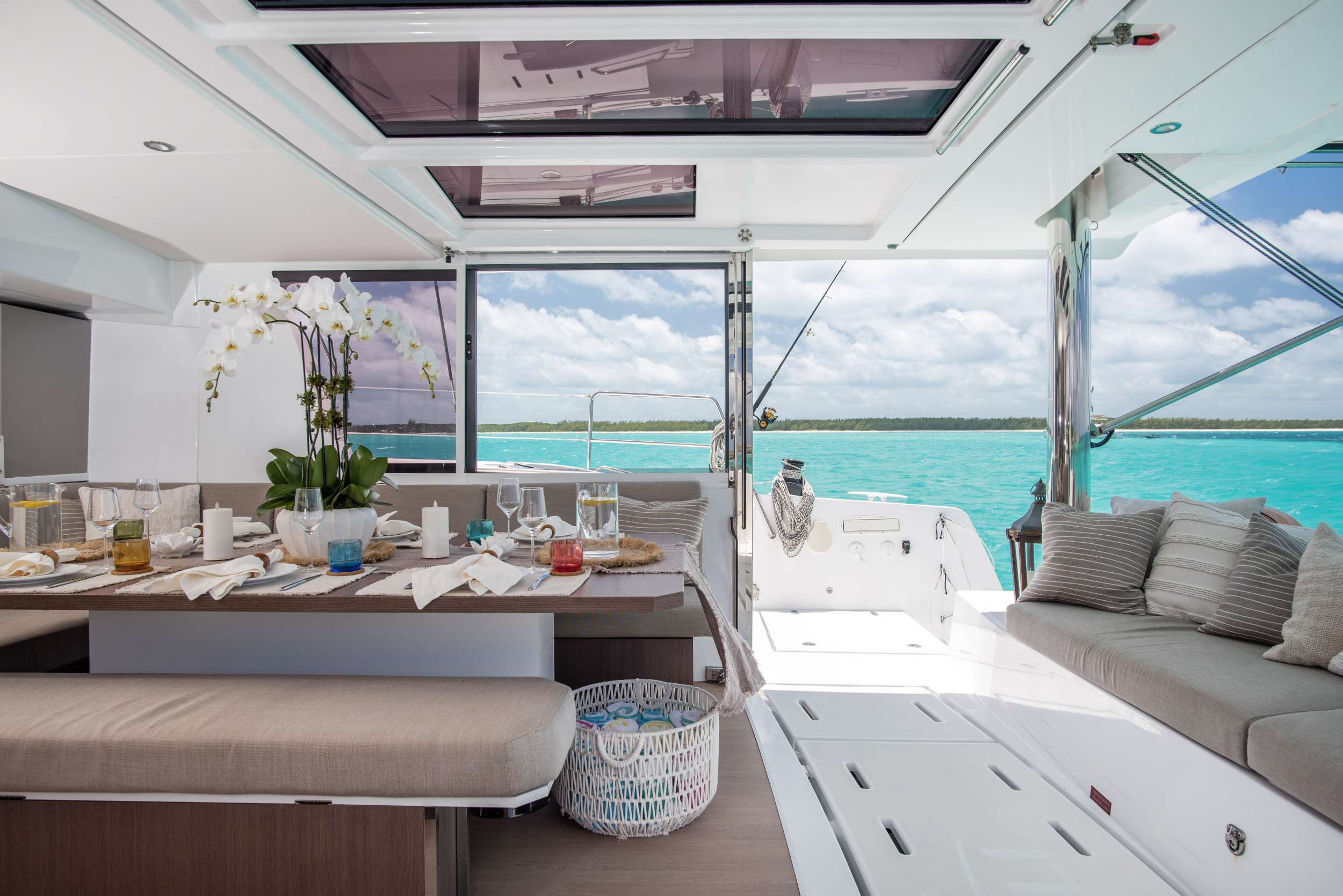 Crewed Catamaran BELLA photo 6