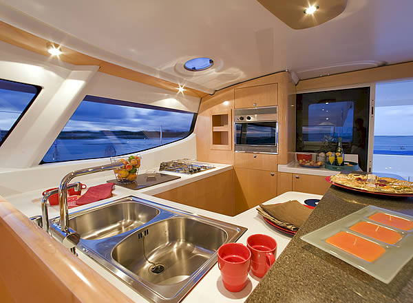 Crewed Catamaran BELLAMAGGIO photo 7