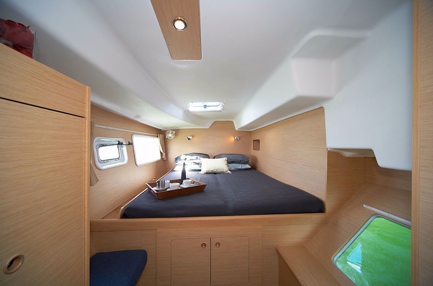 Bareboat Catamaran BELLEVUE photo 7