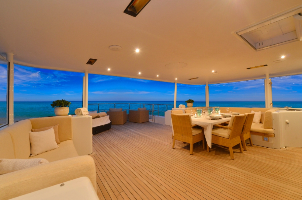 Luxury Crewed Motor Yacht BELUGA photo 6