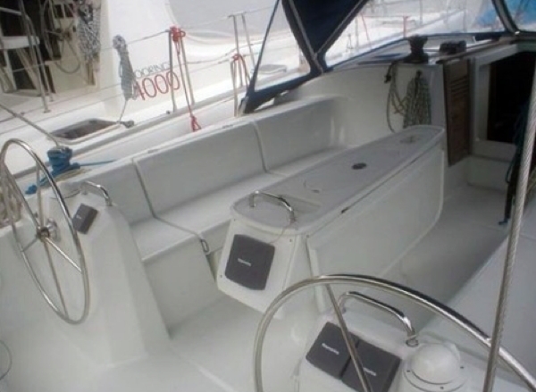 Bareboat Sailing Yacht Beneteau 44.3 photo 5