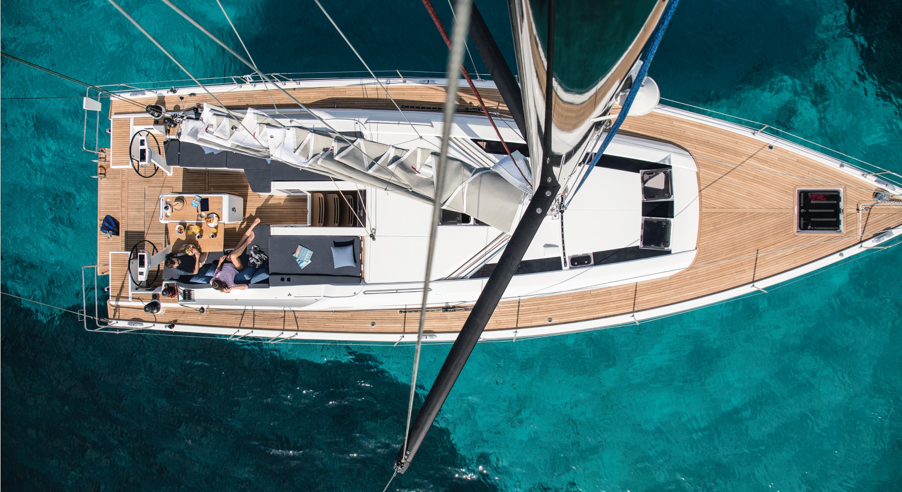 Bareboat Sailing Yacht Oceanis 51.1 photo 3