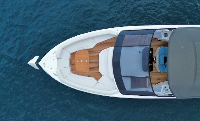 Crewed Motor Yacht BENMA photo 3