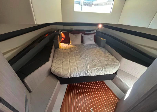 Crewed Motor Yacht BENMA photo 6