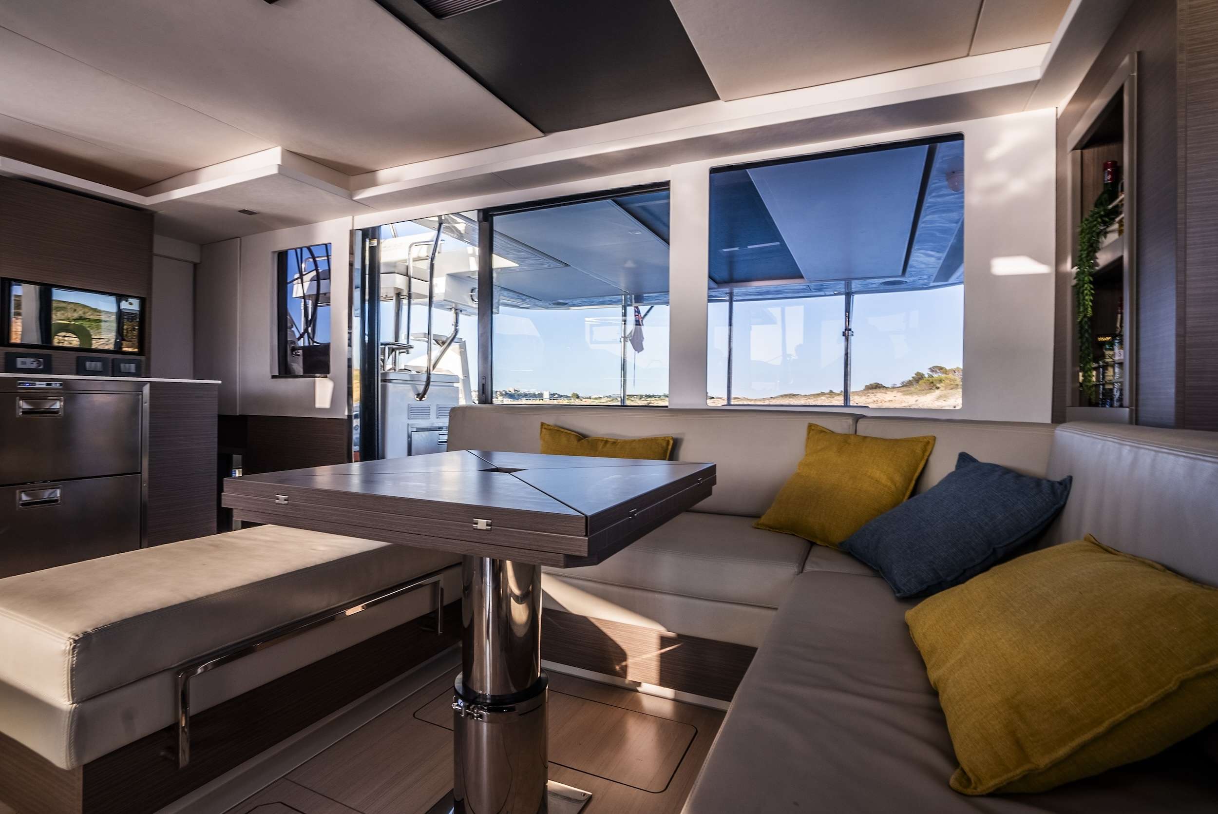 Crewed Catamaran BERESHIT photo 6