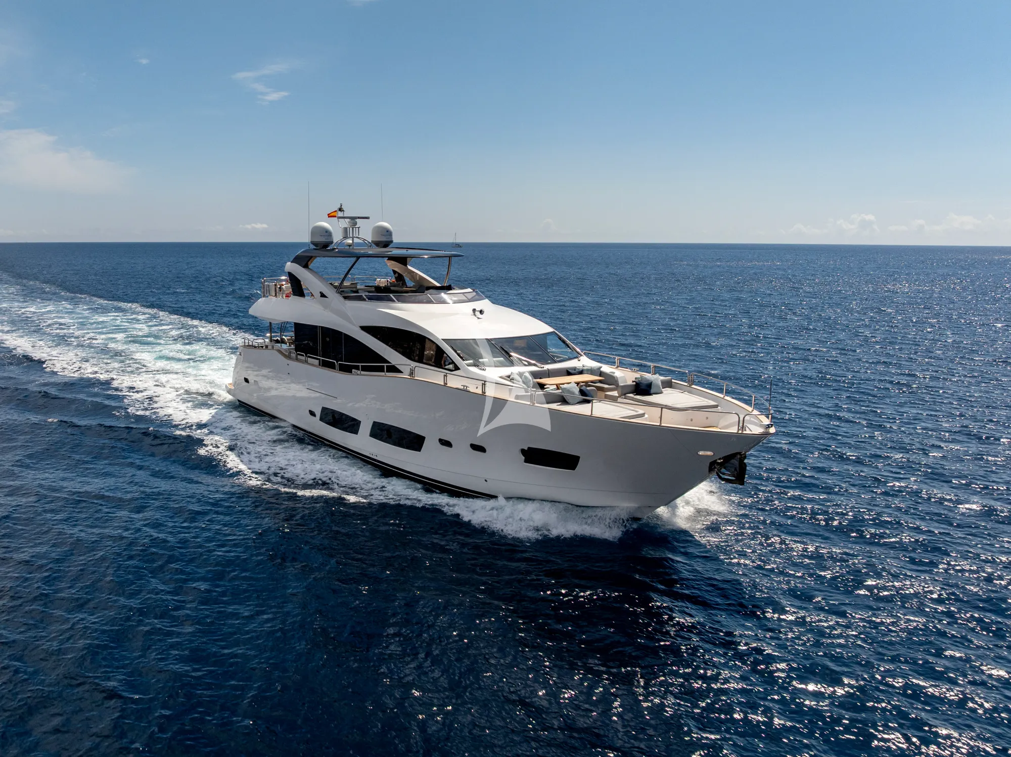 Luxury Crewed Motor Yacht BEST OF ME photo 4