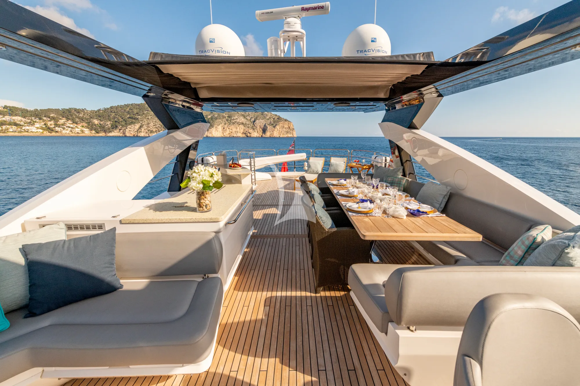 Luxury Crewed Motor Yacht BEST OF ME photo 8
