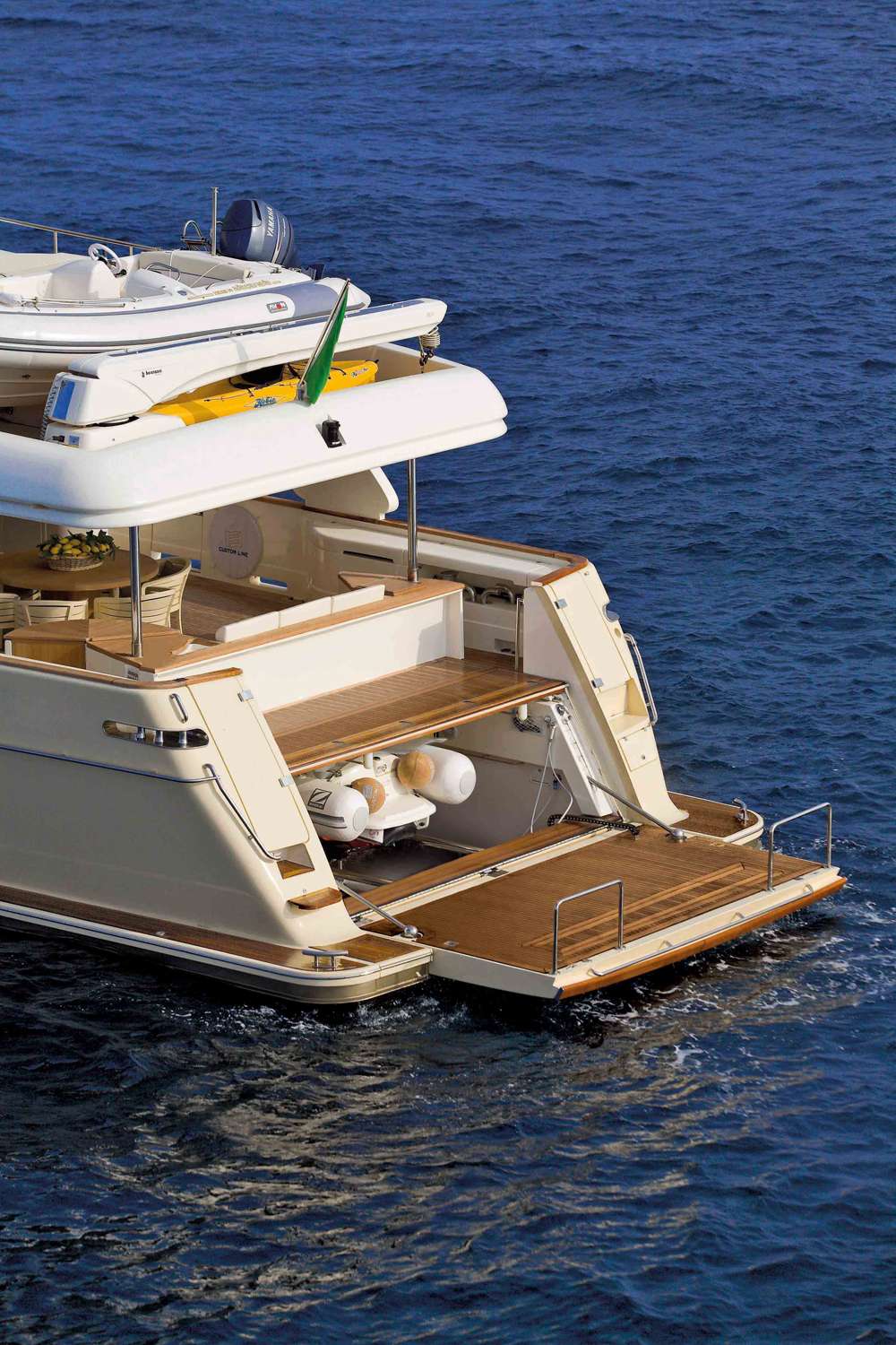 Luxury Crewed Motor Yacht BEST OFF photo 3
