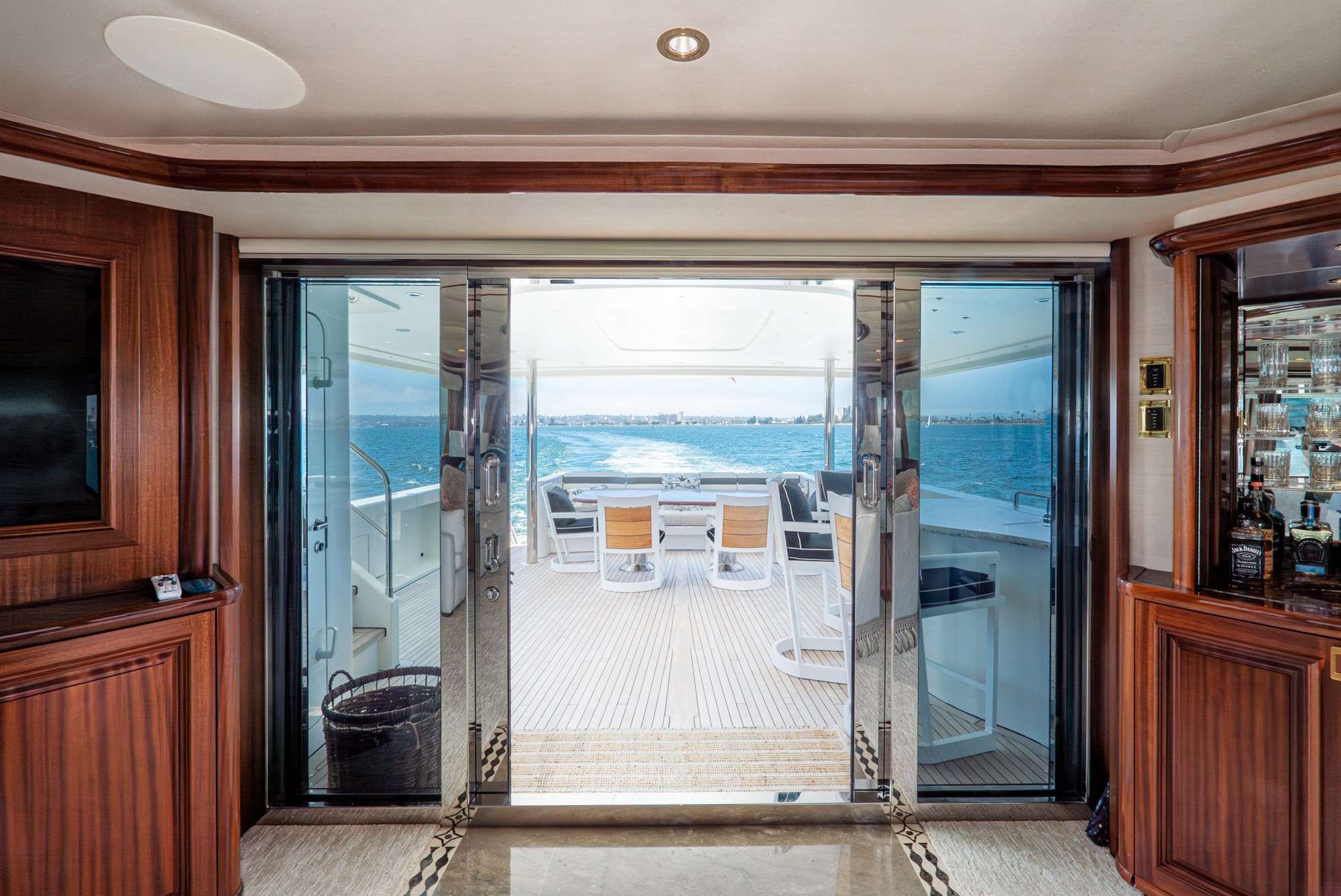 Luxury Crewed Motor Yacht BETH ANN photo 6