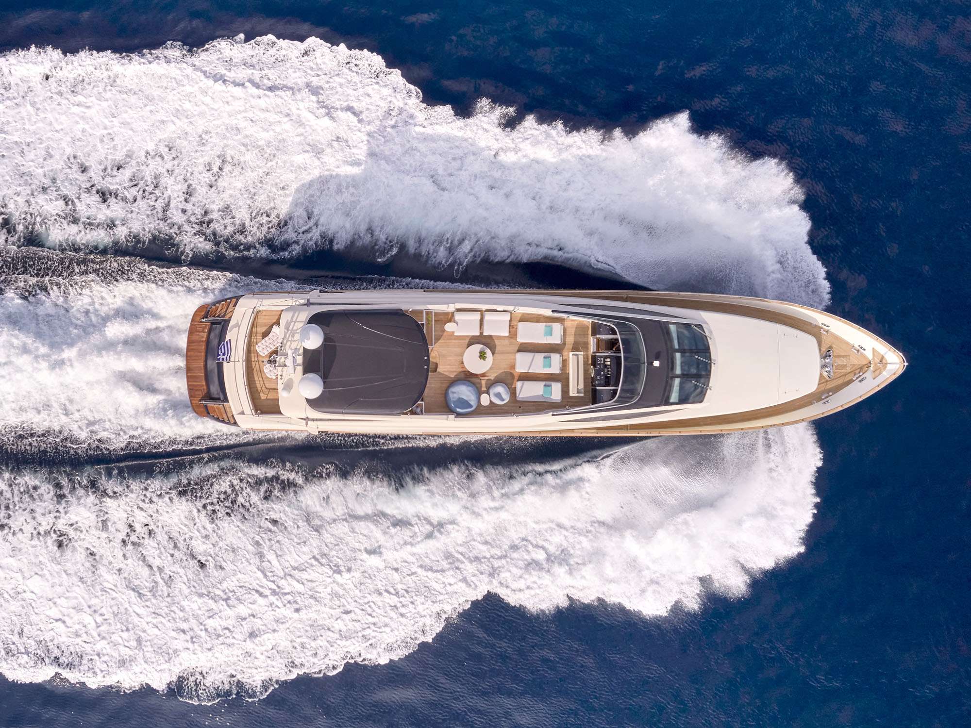 Crewed Motor Yacht BEYOND photo 3