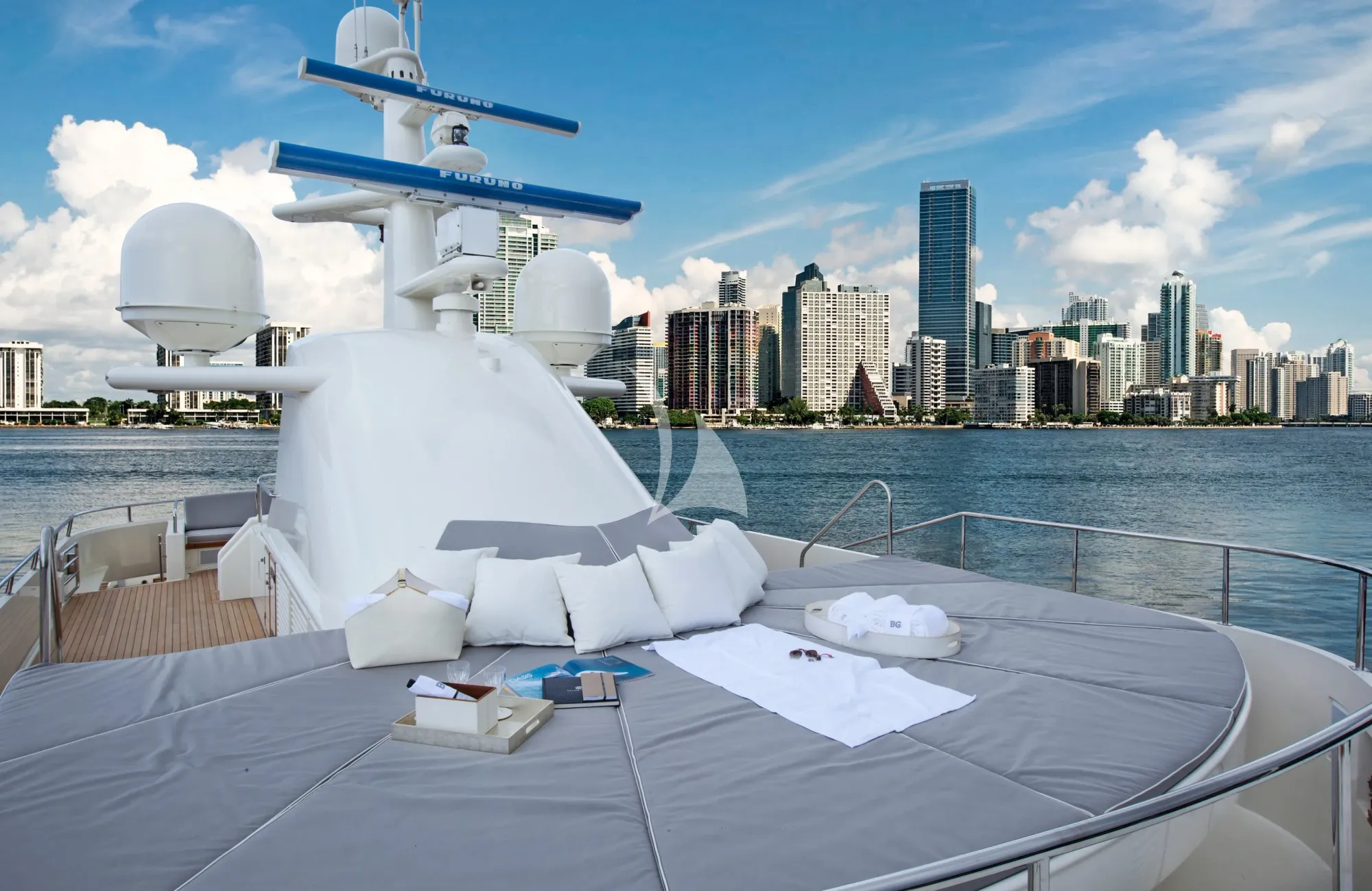 Luxury Crewed Motor Yacht BG photo 8