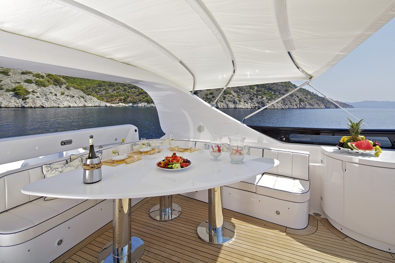 Luxury Crewed Motor Yacht BIANCA photo 5