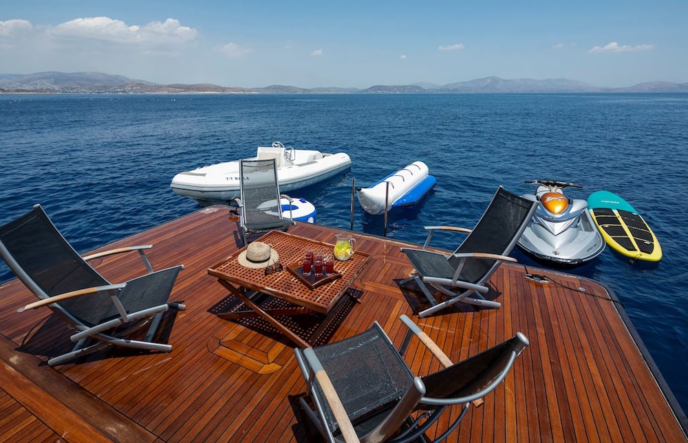 Luxury Crewed Motor Yacht BILLA photo 5