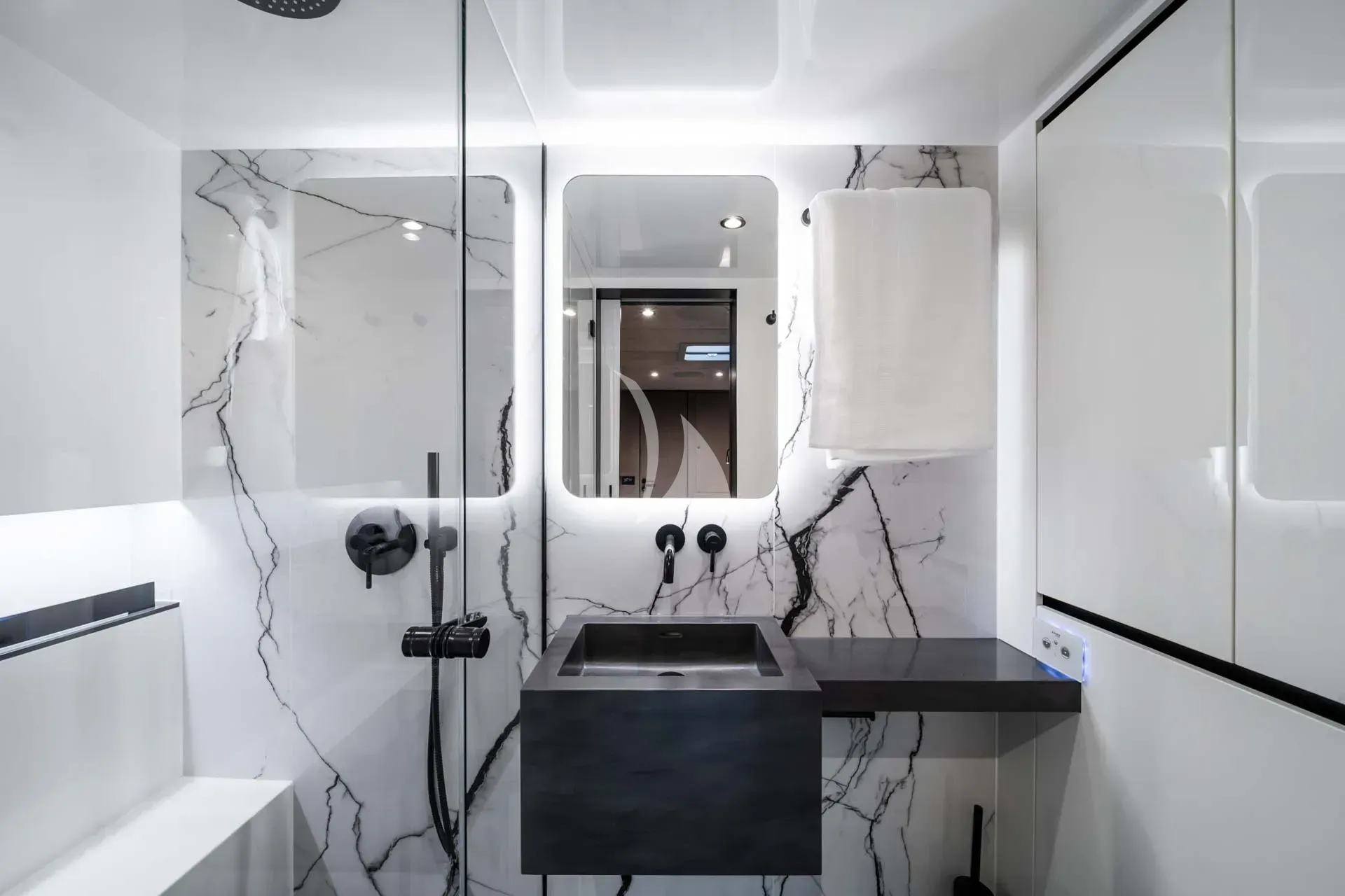 Luxury Crewed Catamaran BLACK RAPTOR photo 5