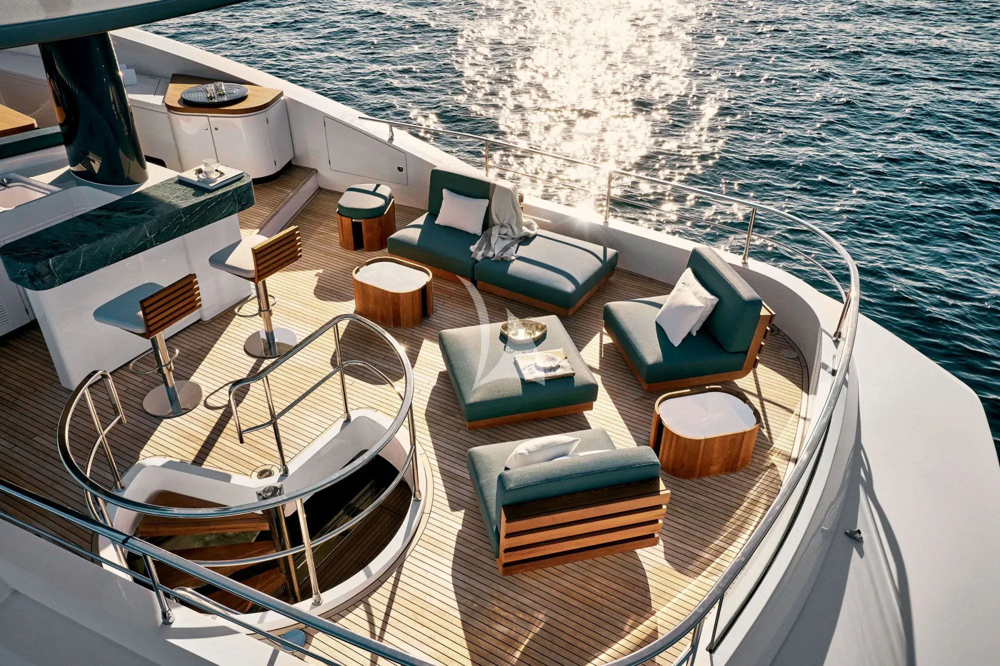 Luxury Crewed Motor Yacht BLUE EYES photo 7