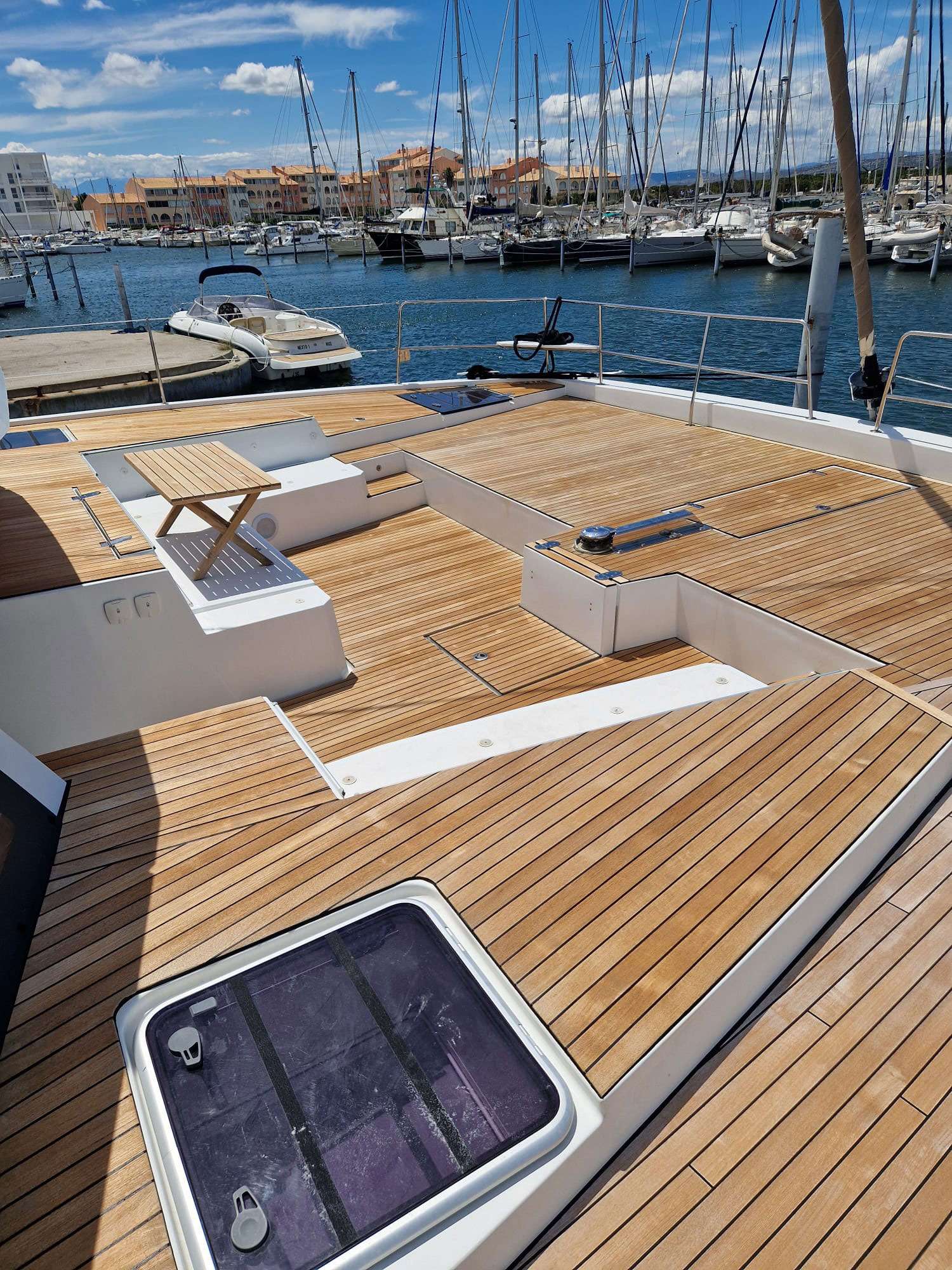 Luxury Crewed Motor Yacht BLUE LAGOON photo 4