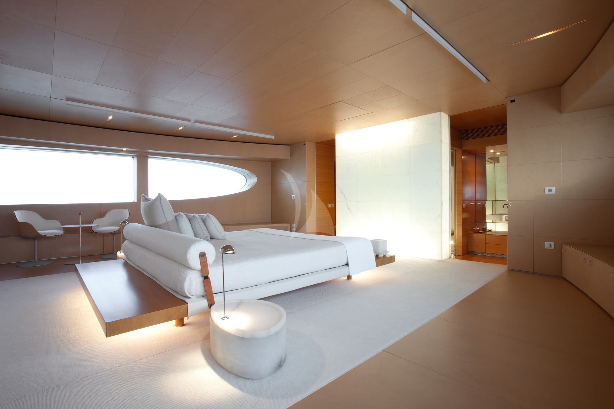 Luxury Crewed Motor Yacht BLUE MAGIC photo 6