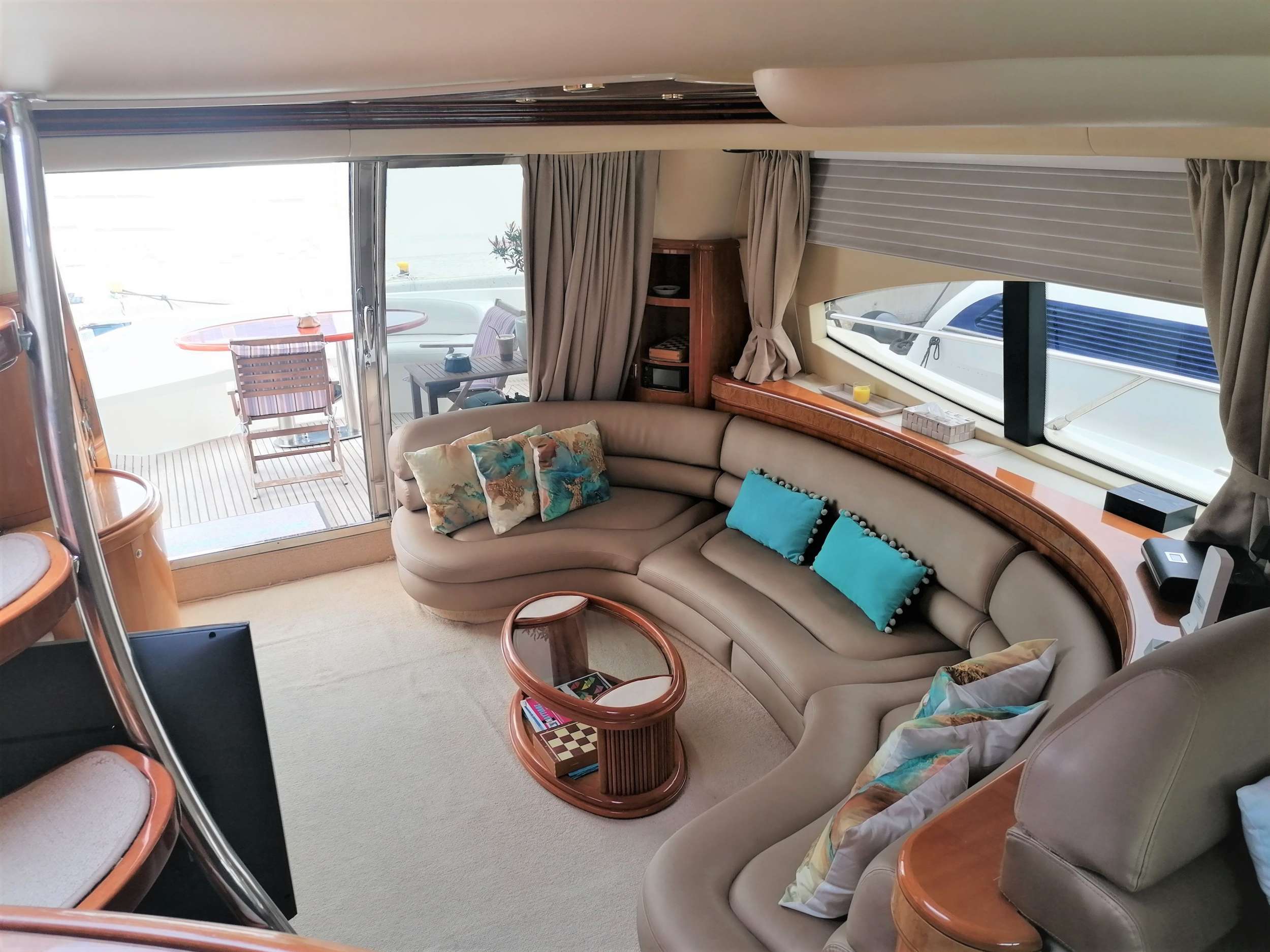 Crewed Motor Yacht BLUE MED photo 5