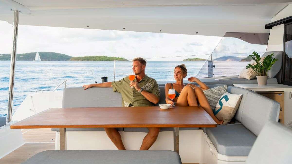 Luxury Crewed Catamaran BLUE ONE photo 7