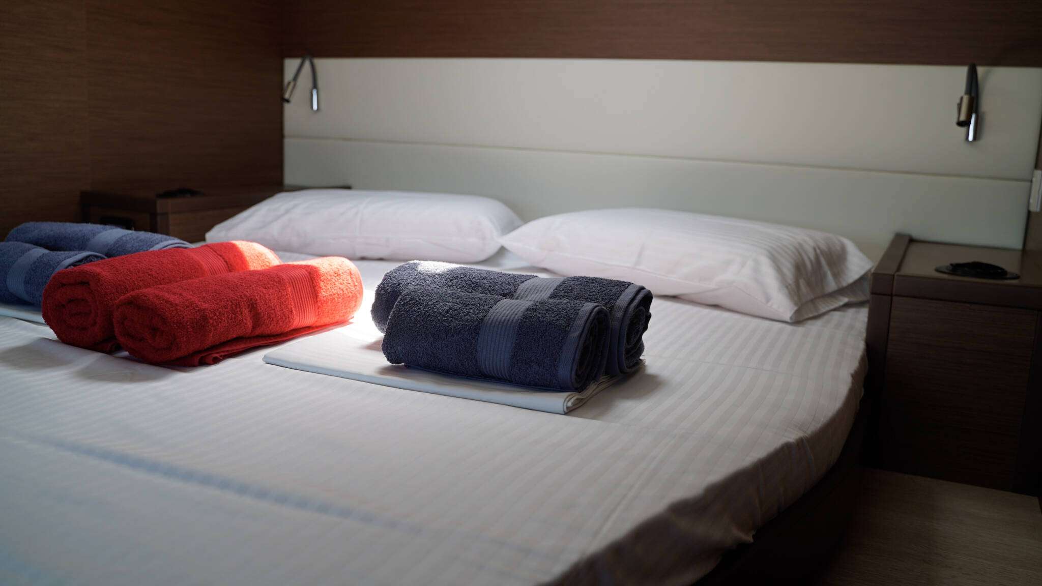 Crewed Catamaran BLUE VELVET photo 7