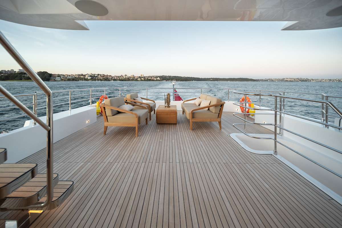 Luxury Crewed Motor Yacht BLUESTONE photo 4
