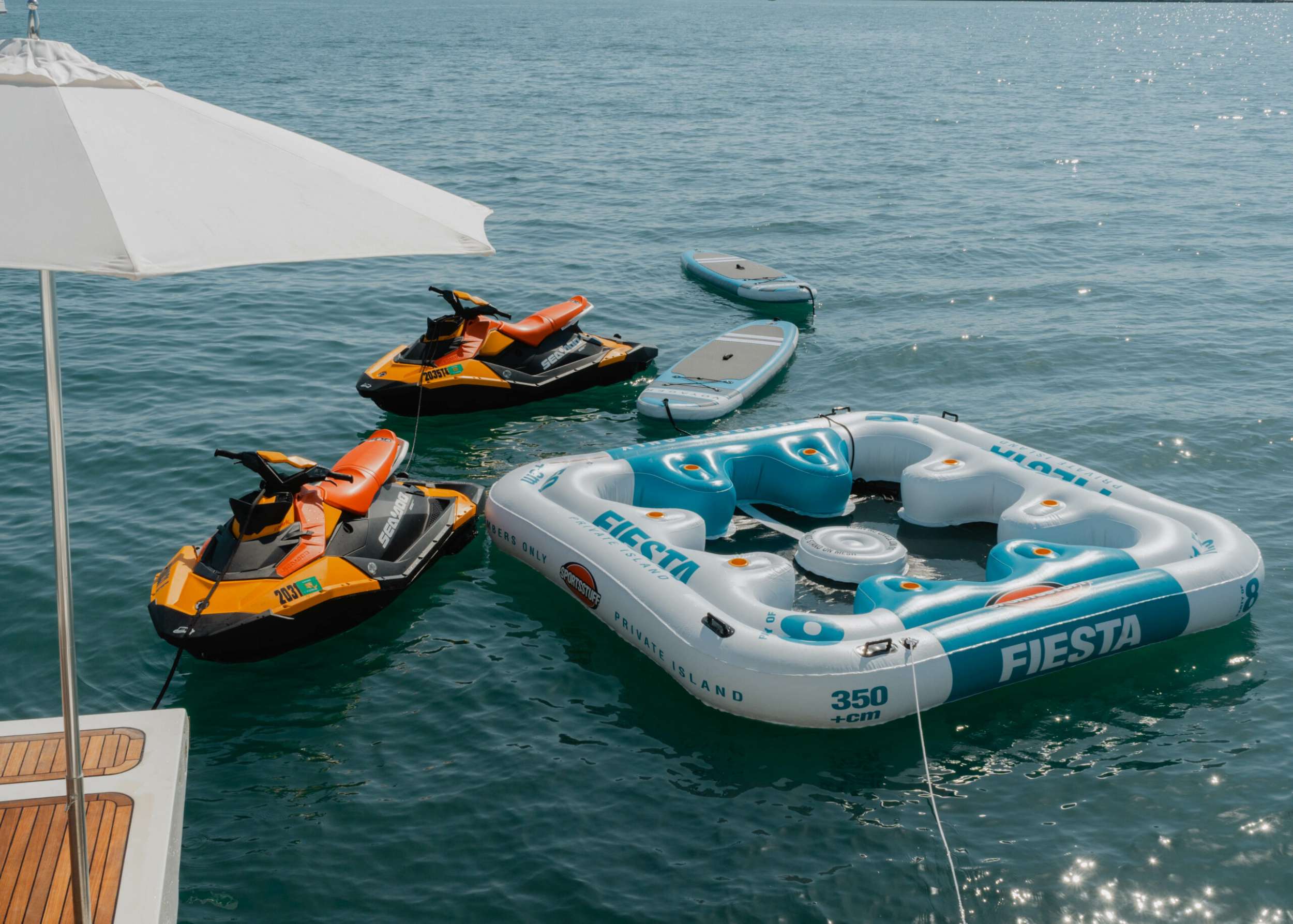 Luxury Crewed Motor Yacht BONUS ROUND photo 3