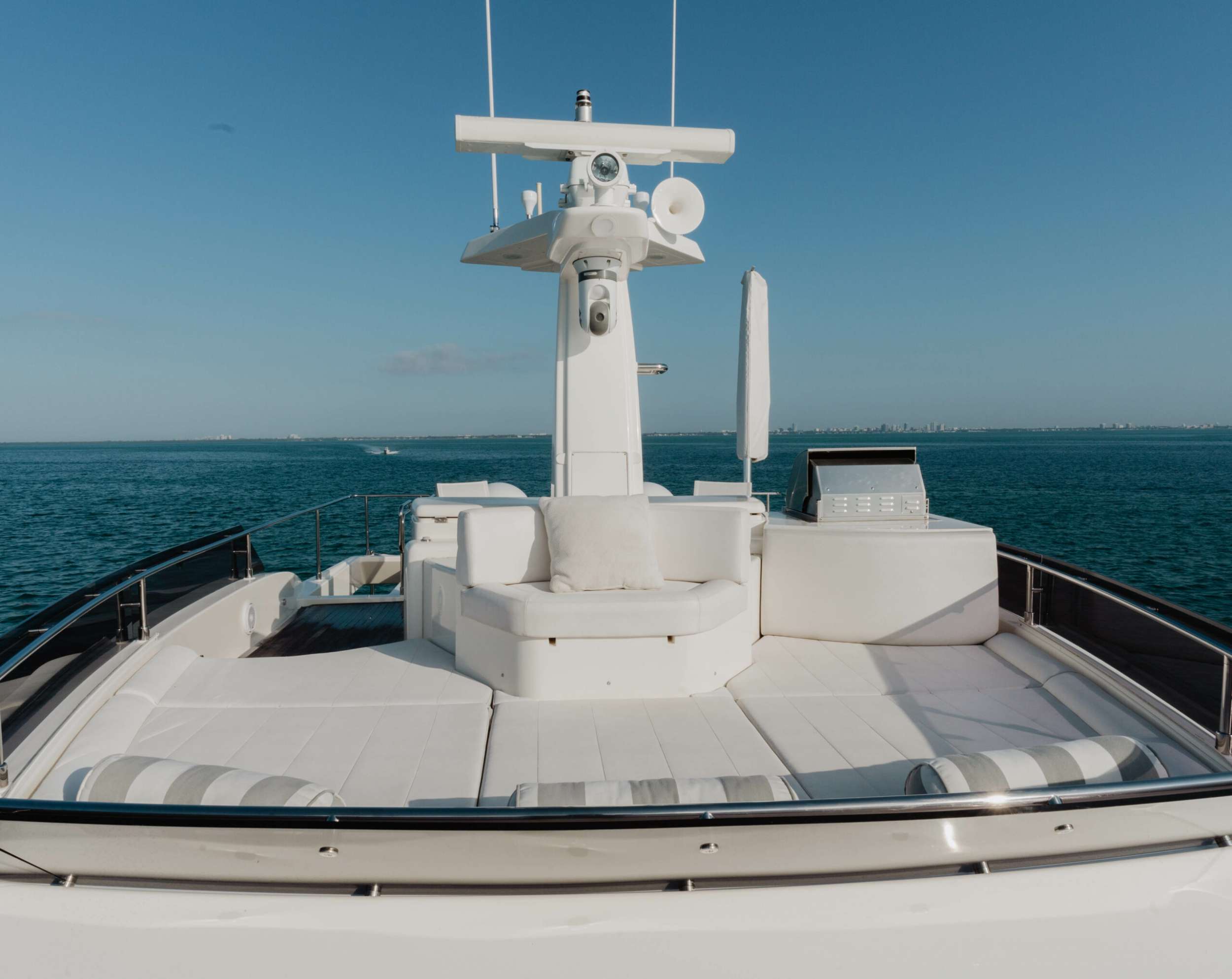 Luxury Crewed Motor Yacht BONUS ROUND photo 6