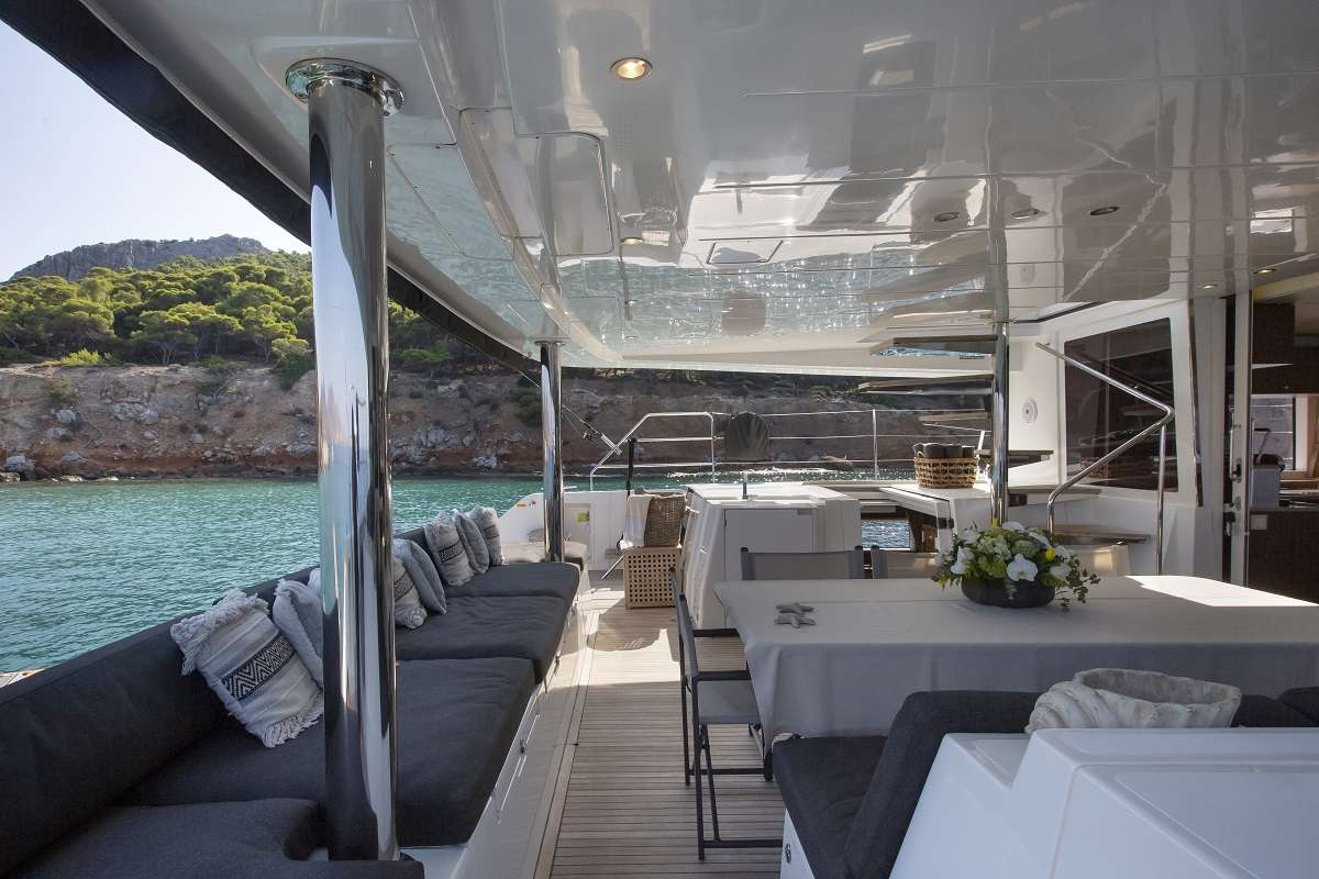Luxury Crewed Catamaran BOOM photo 8