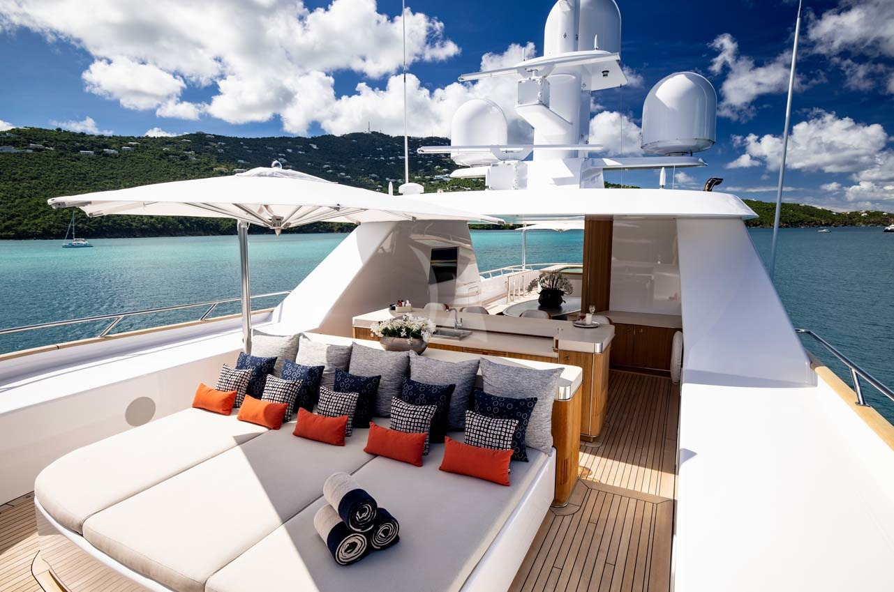 Luxury Crewed Motor Yacht BROADWATER photo 8