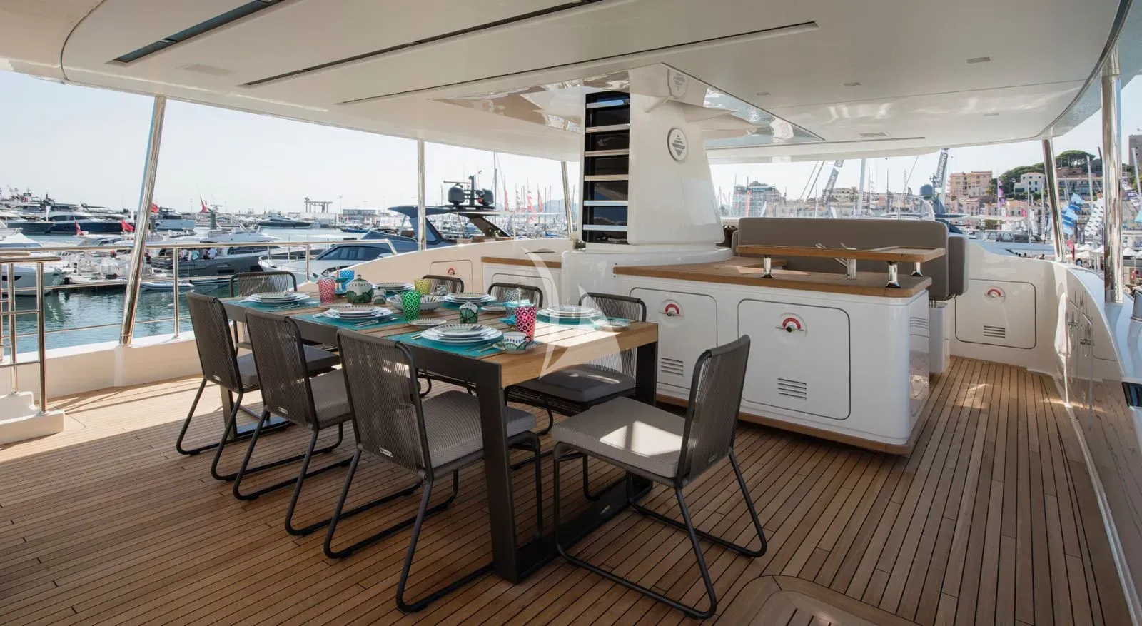 Crewed Motor Yacht BST SUNRISE II photo 3