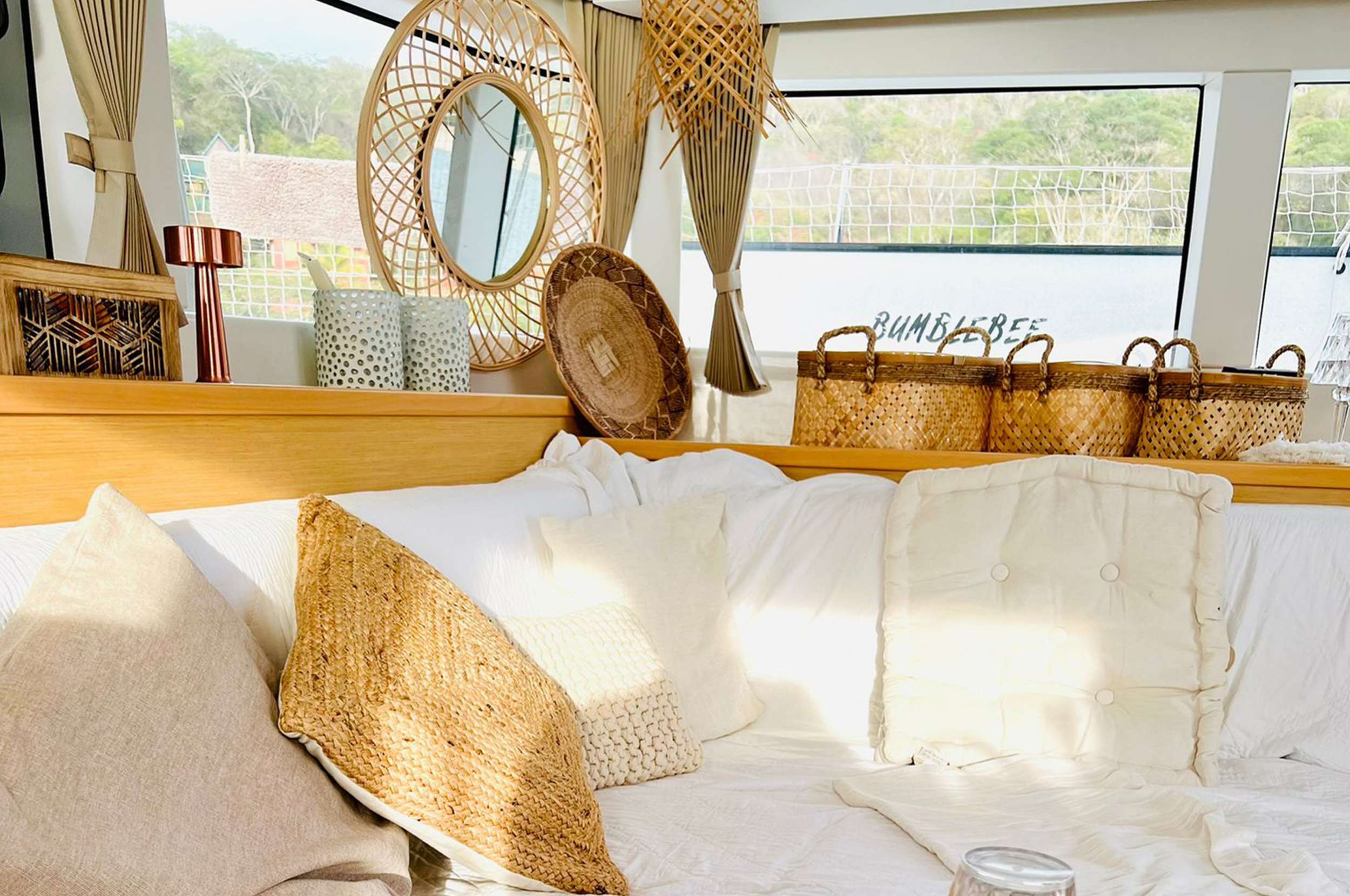 Crewed Catamaran BUMBLEBEE photo 3