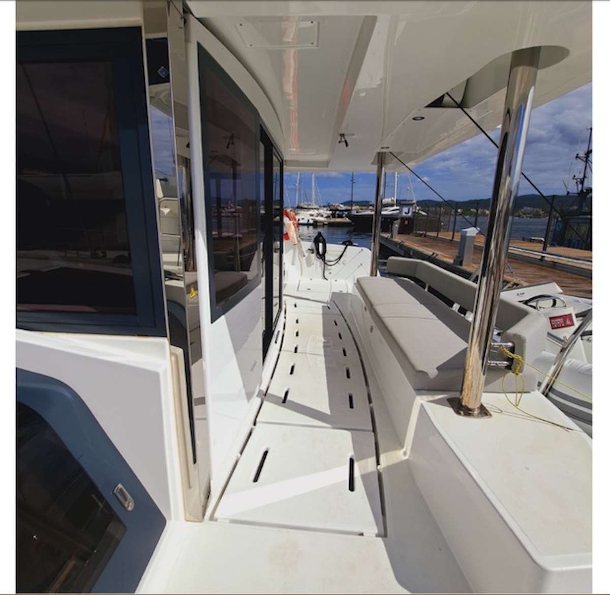 Crewed Catamaran CANCELLI DEL CIELO photo 5