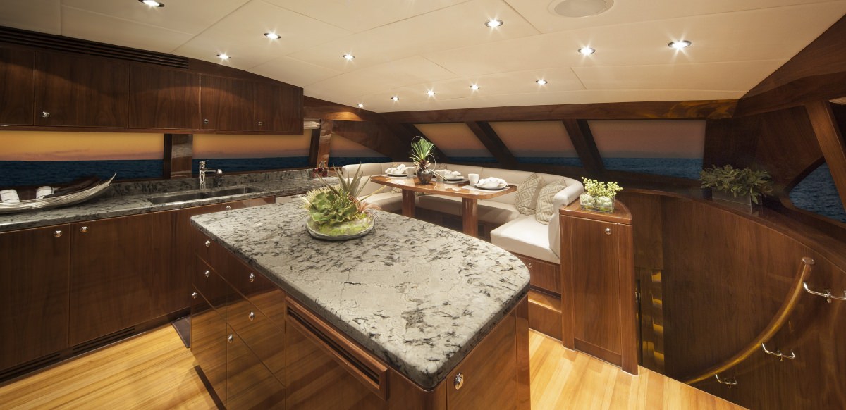 Luxury Crewed Motor Yacht CARBON COPY photo 3