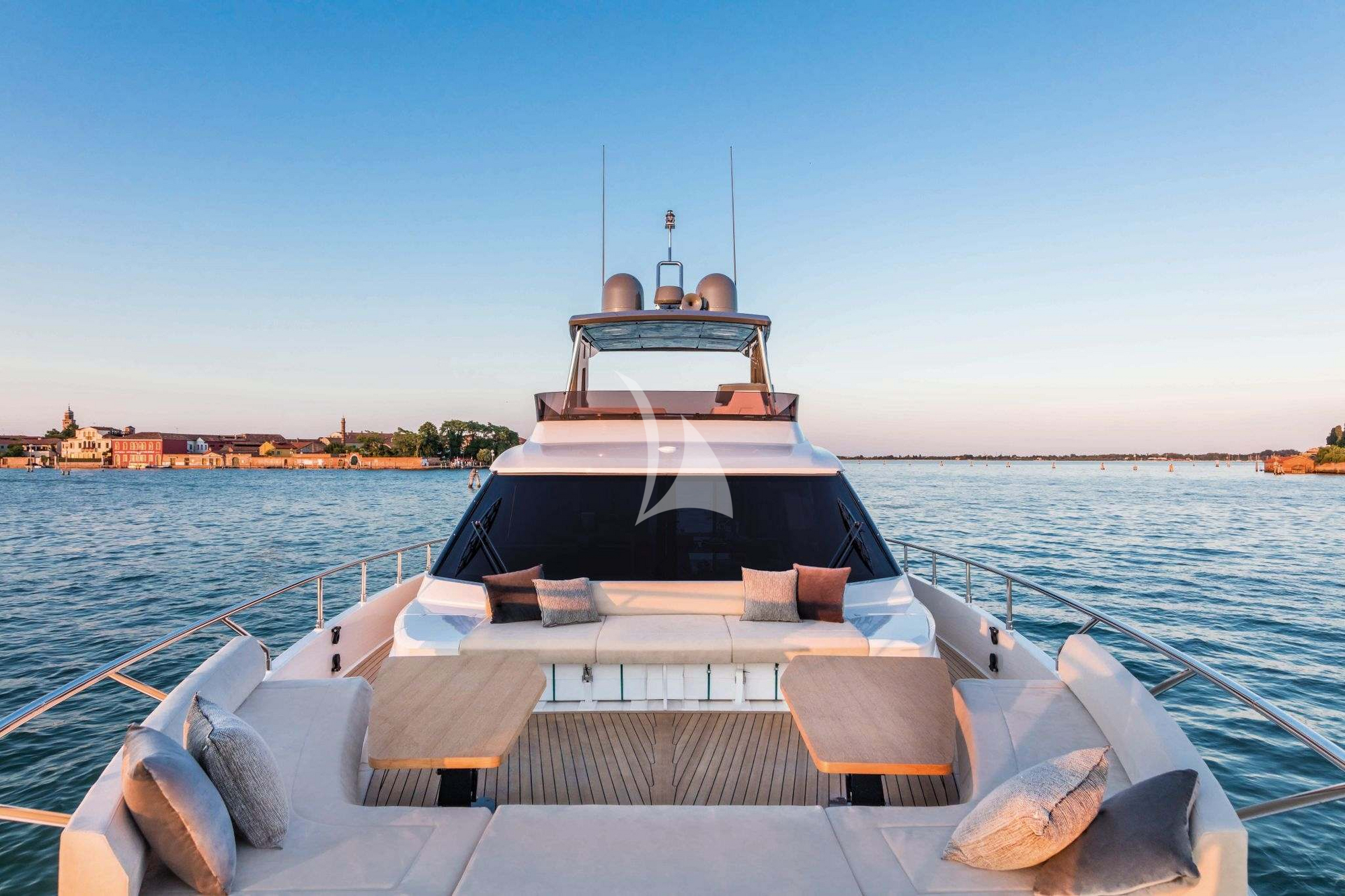 Luxury Crewed Motor Yacht CARE ONE photo 8