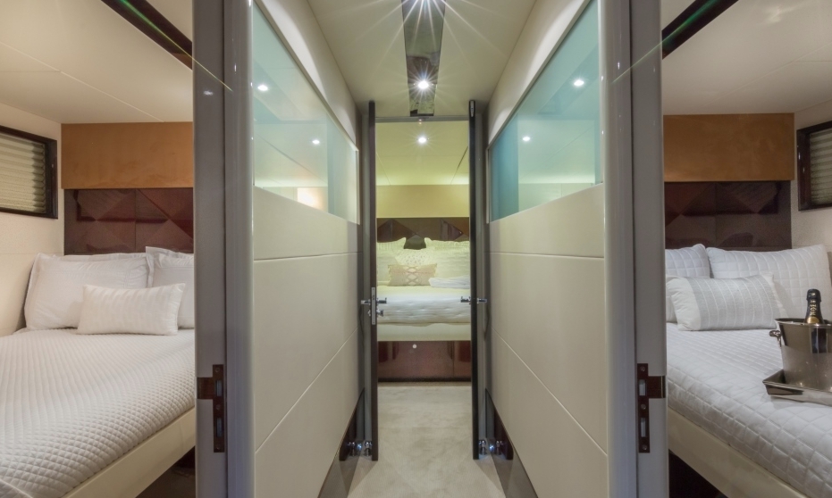 Crewed Motor Yacht CARPE DIEM photo 8