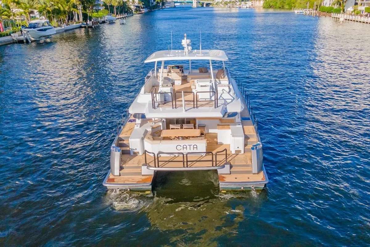 Crewed Power Catamaran CATA photo 3