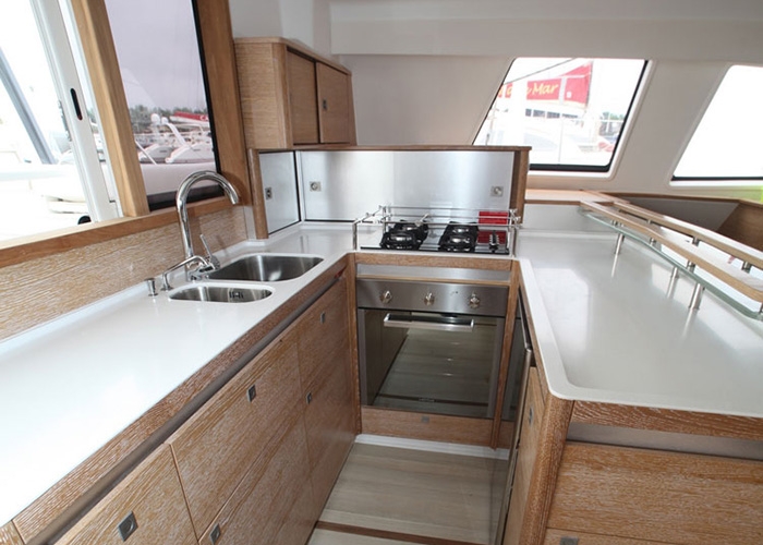 Bareboat Catamaran Catana 55 photo 7