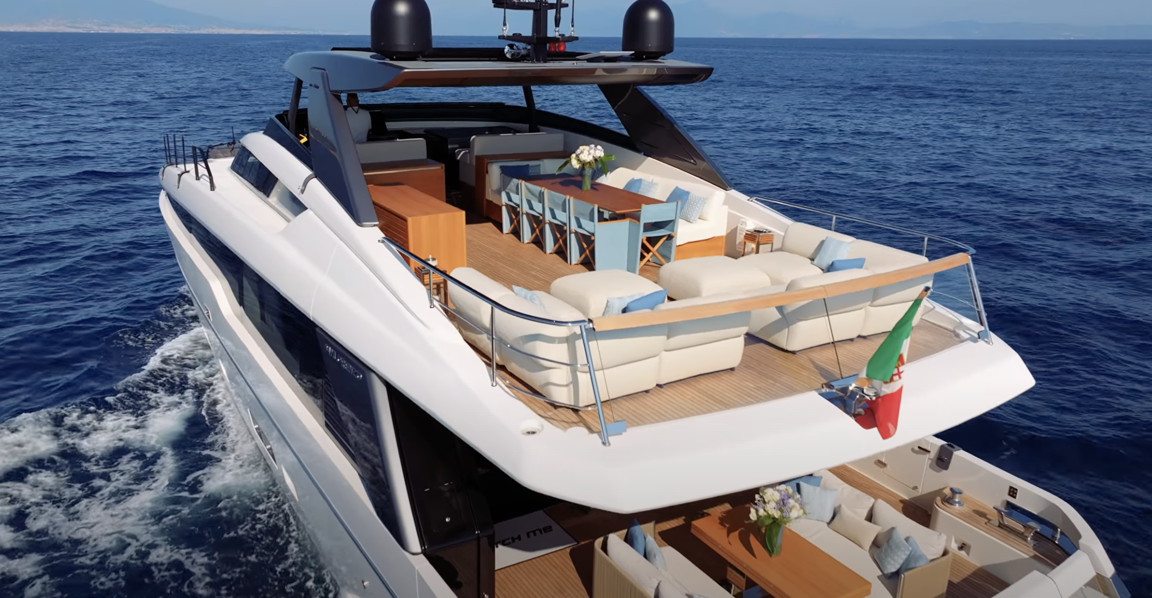 Luxury Crewed Motor Yacht CATCH ME photo 5