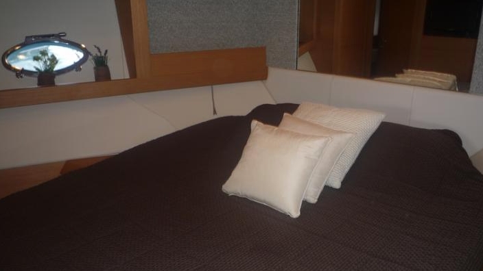 Crewed Motor Yacht CAYENNE photo 7