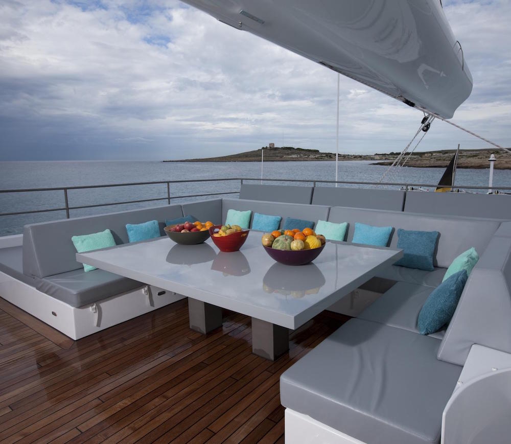 Luxury Crewed Catamaran CHE photo 4