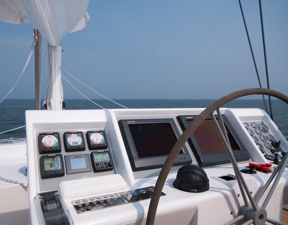 Luxury Crewed Catamaran CHE photo 6