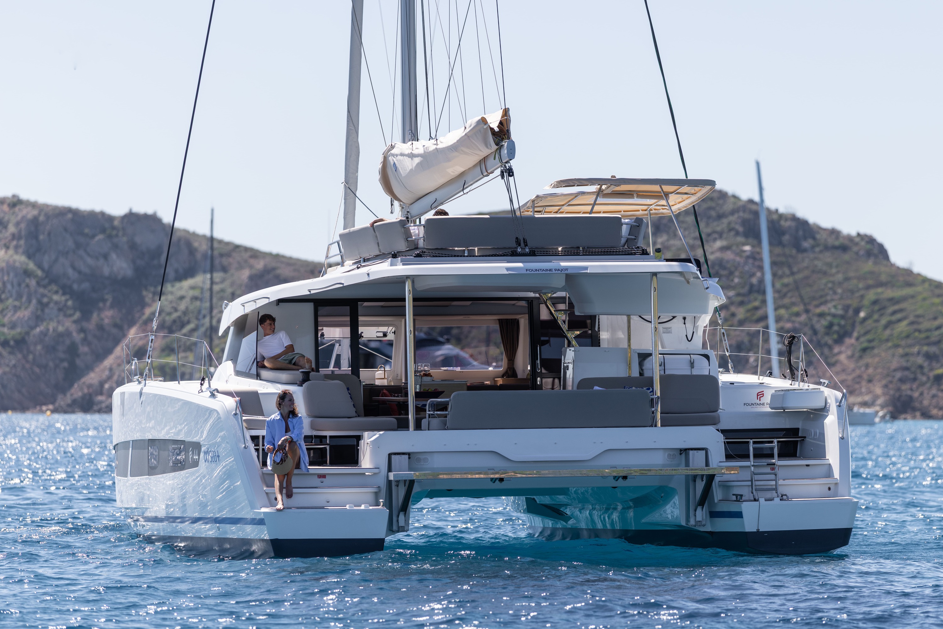 Bareboat Catamaran CINSELUNA photo 4