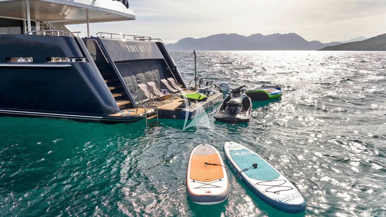 Luxury Crewed Motor Yacht TIMBUKTU photo 3