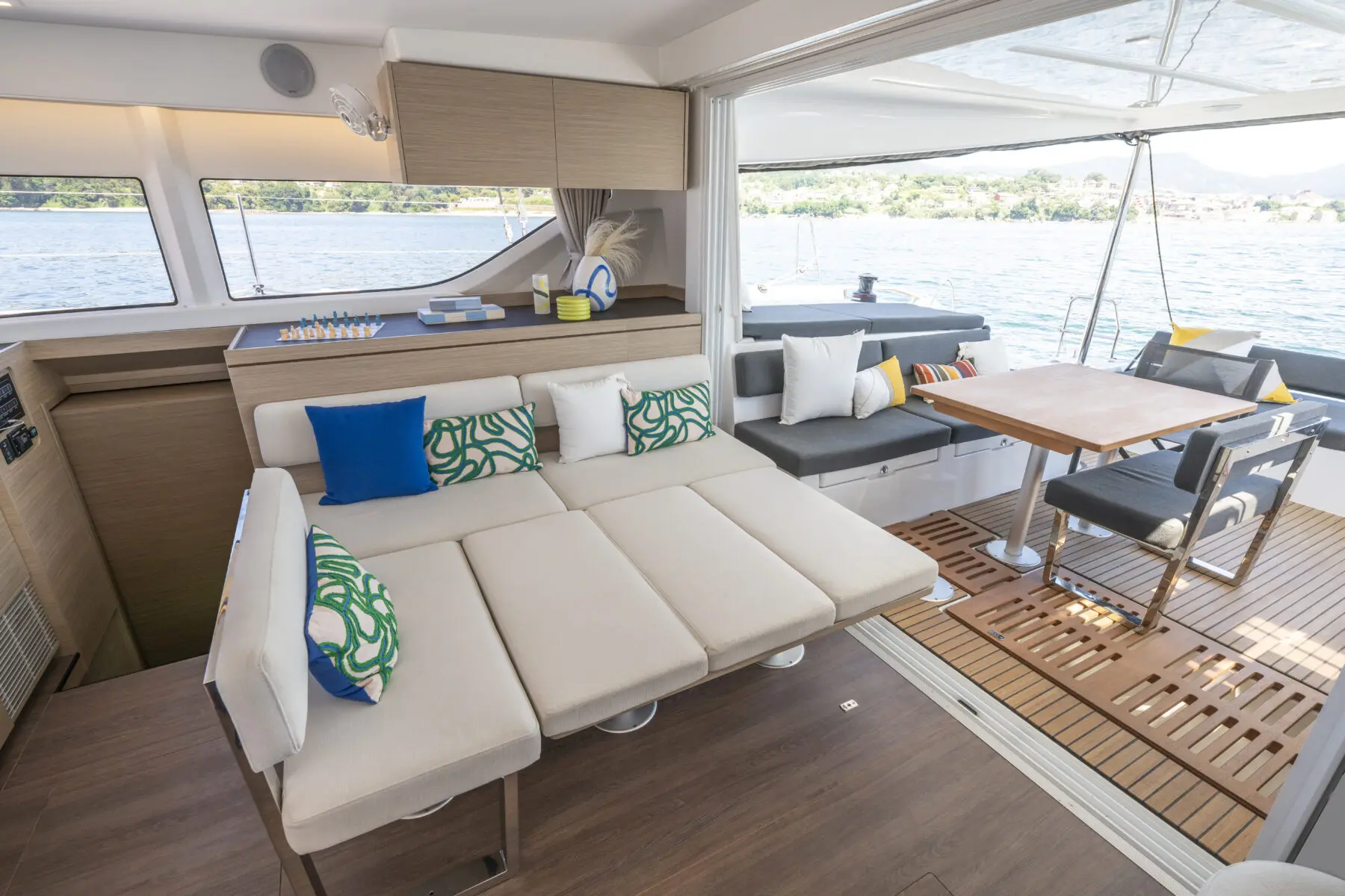 Bareboat Catamaran CLOUD DANCER 2 photo 6