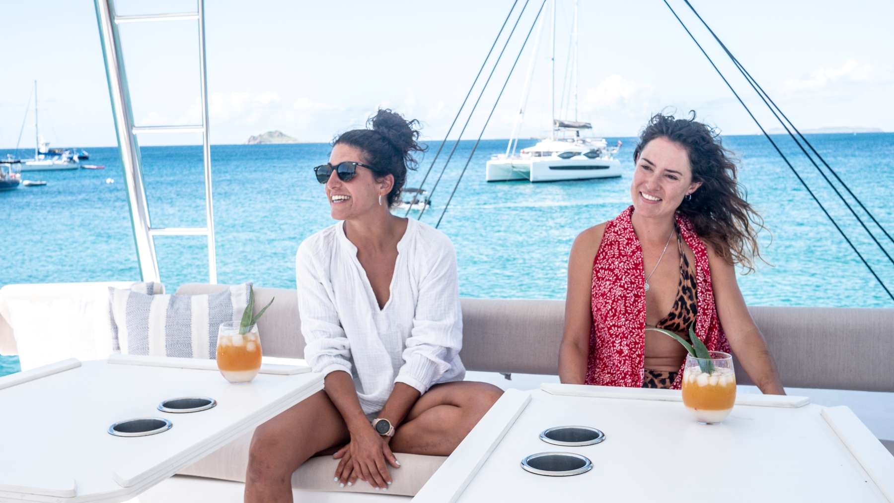 Crewed Catamaran COCKTAILS & DREAMS photo 6