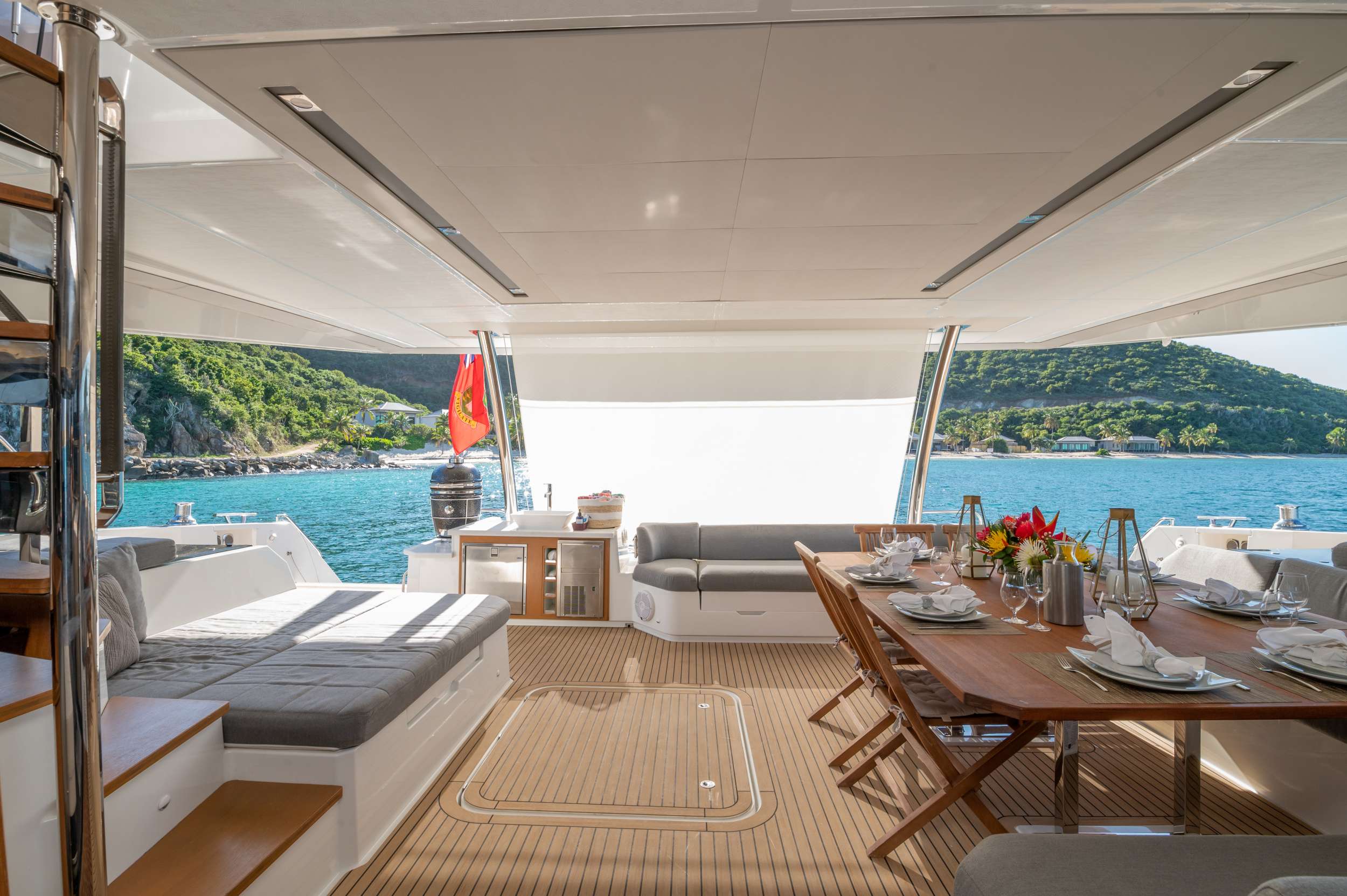 Luxury Crewed Catamaran COLIBRI photo 6