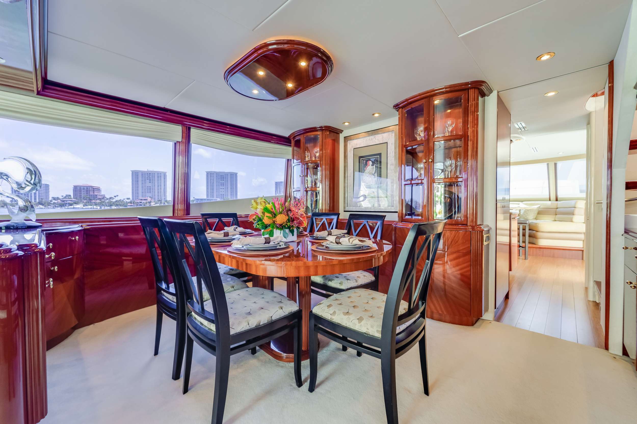 Luxury Crewed Motor Yacht COPAY photo 7